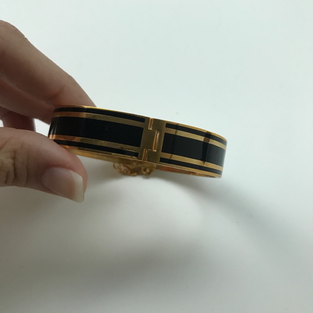 Coach Bracelet in black and gold hardware - Picture 2 of 7